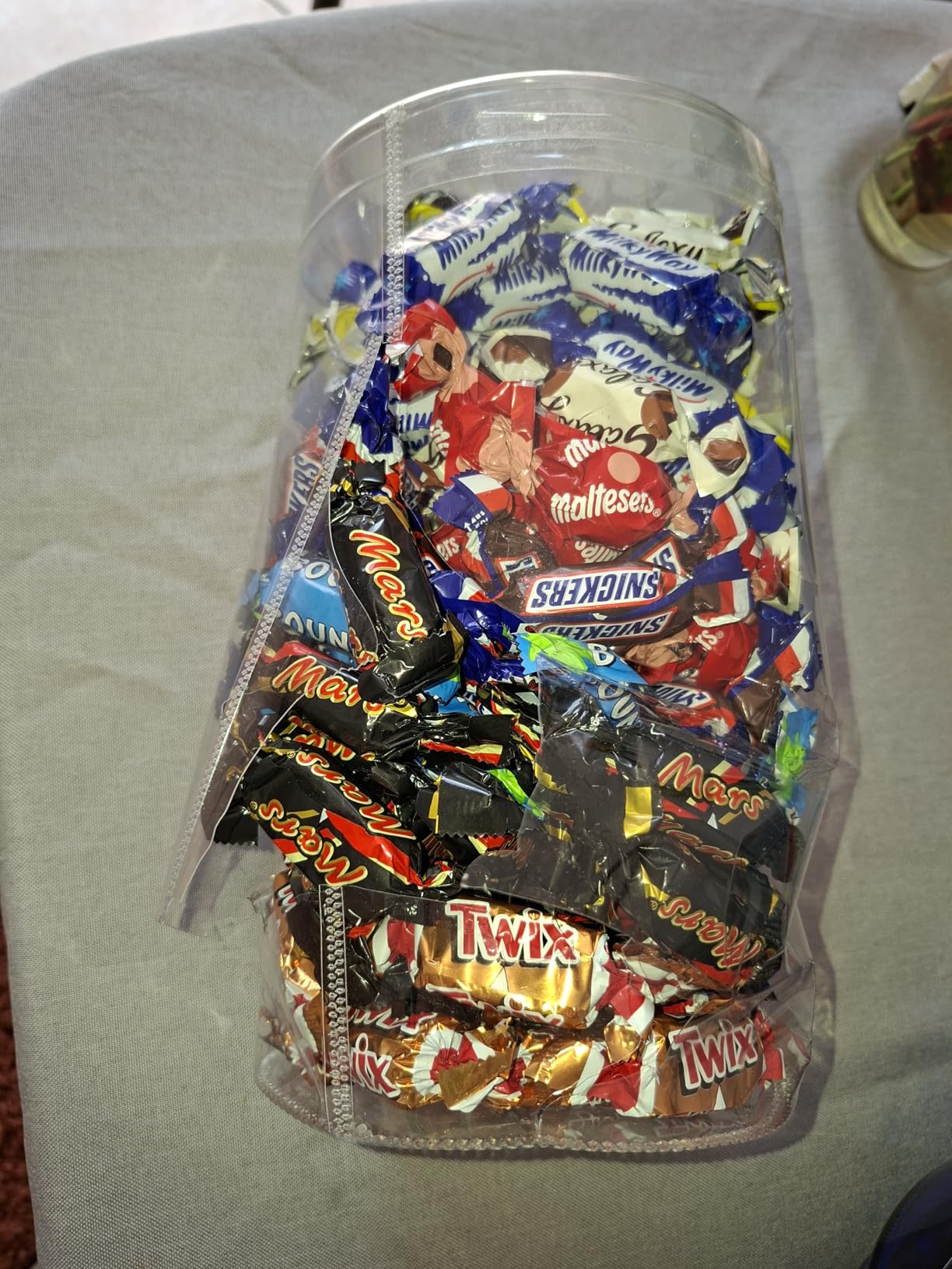 Celebrations Chocolate Bulk Box Partymix 2x1,435kg Minis
