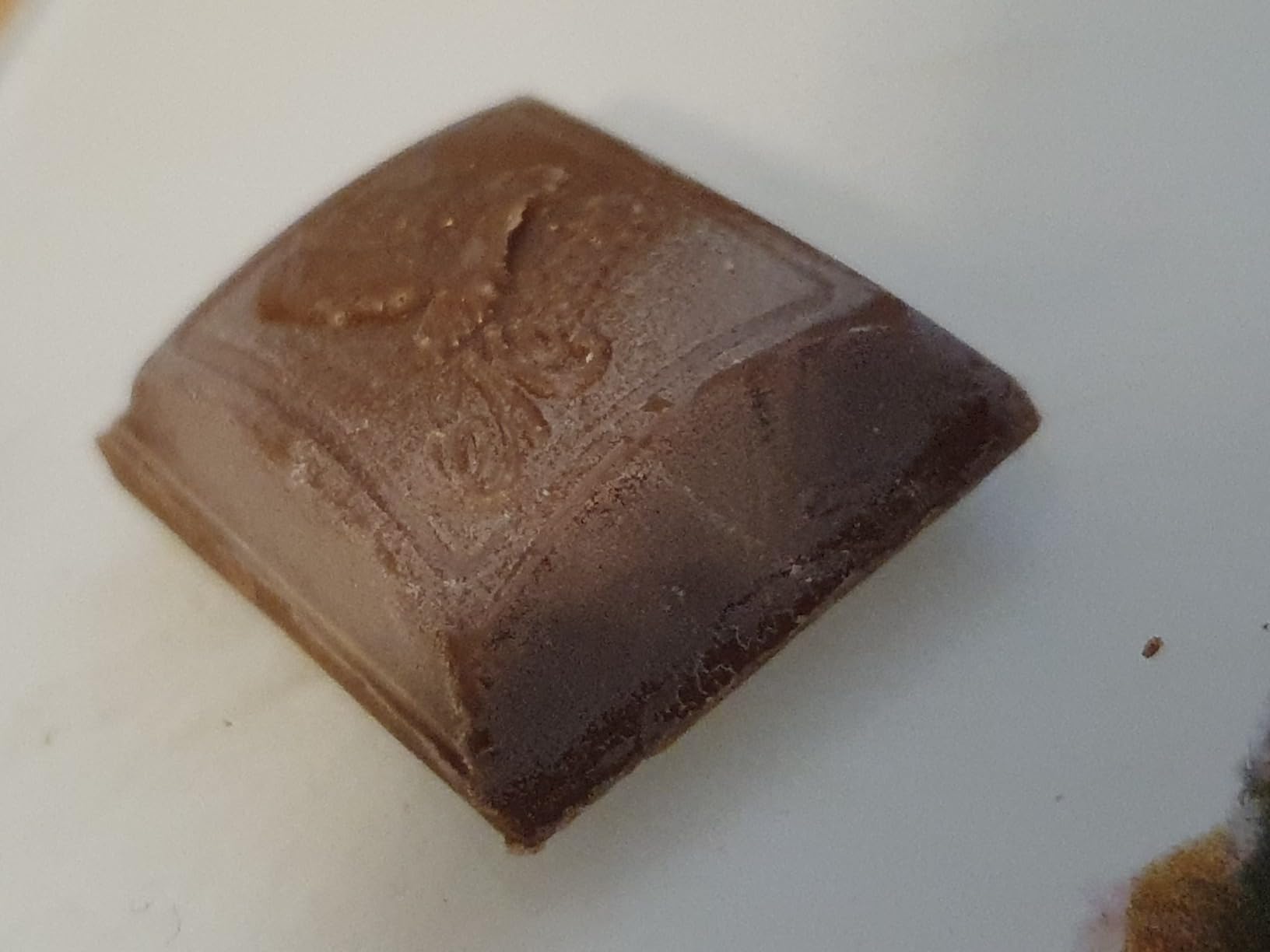 Reber Klassik klein Osterschokolade Set 16 Pralinen 2 Tafeln