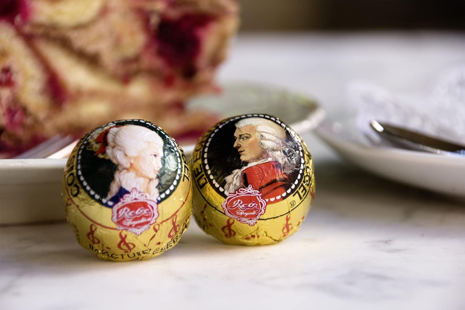 Reber Mozart-Kugeln Barock Zartbitter 15 Stück 300 g