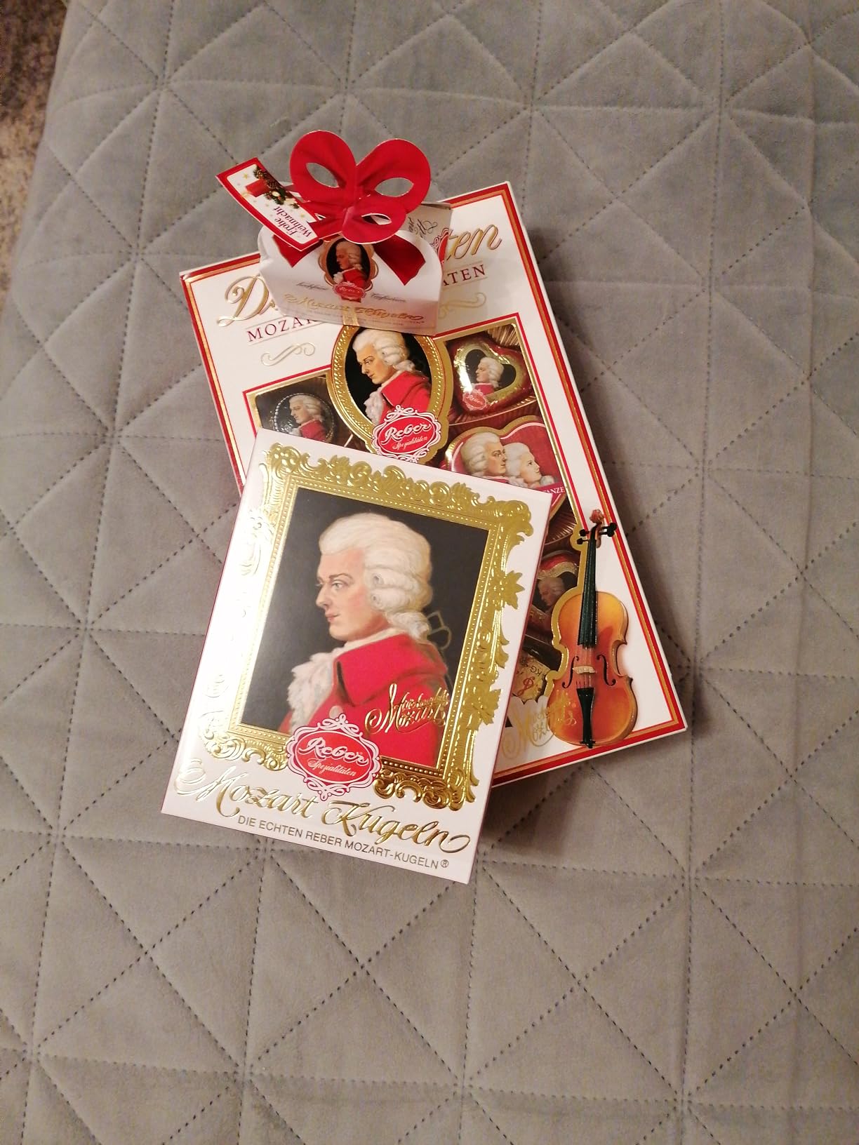 Reber Geschenkbox groß Marzipan Mozart-Mix 32 Stück