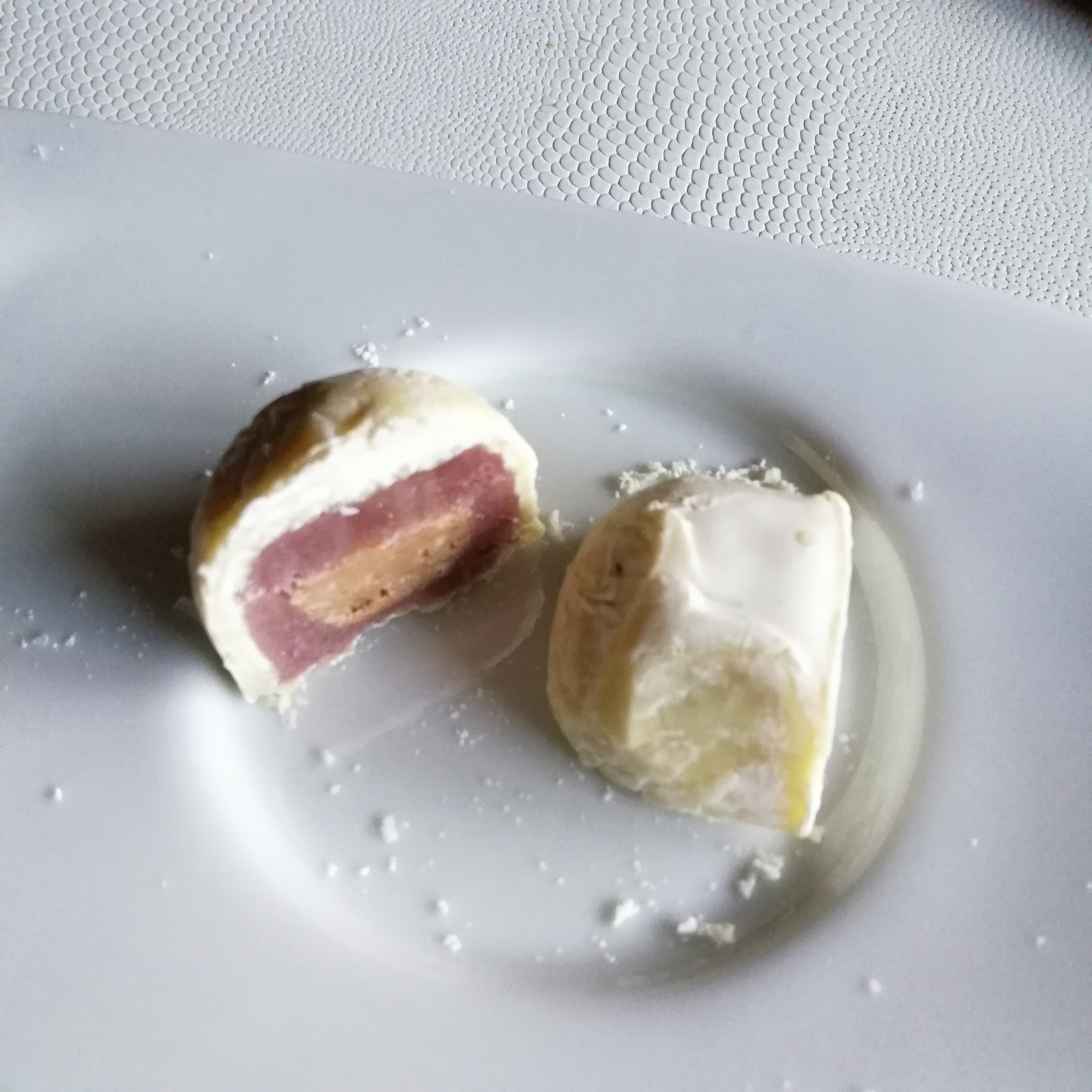 Reber Constanze Mozart-Kugeln Pralinen weiß Himbeer 5er 100 g